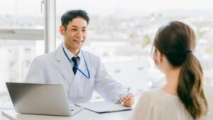 「カウンセリングで何を話すか?」について書いた記事のアイキャッチ画像