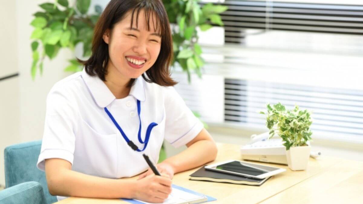 心理カウンセラーの資格の種類について書いた記事のアイキャッチ画像