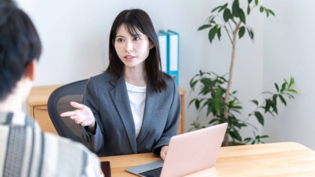 悩みを打ち明けられないことについて書いた記事のアイキャッチ画像